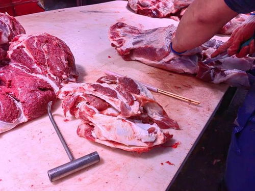 315系列調(diào)查 起底 假驢肉產(chǎn)業(yè)鏈 廉價(jià)母豬肉變身驢肉,添加劑超標(biāo)催生致癌物